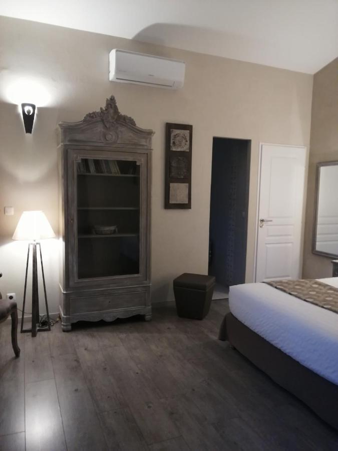 Chambres D'Hotes Le Mas De Molines ヴォギュエ エクステリア 写真