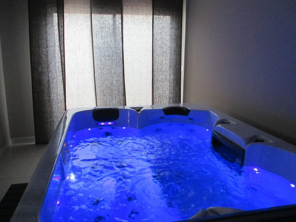 Chambres D'Hotes Le Mas De Molines ヴォギュエ エクステリア 写真